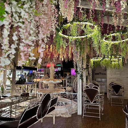 Viktoriya Family Hotel Restaurant Complex Kiev Eksteriør bilde