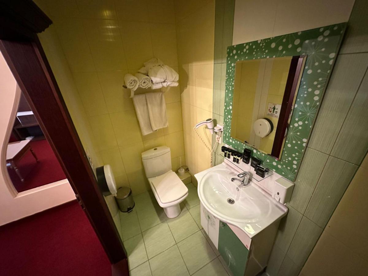 Viktoriya Family Hotel Restaurant Complex Kiev Eksteriør bilde